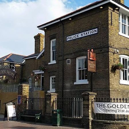 The Golden Hope Wetherspoon Hotel Sittingbourne Exterior foto